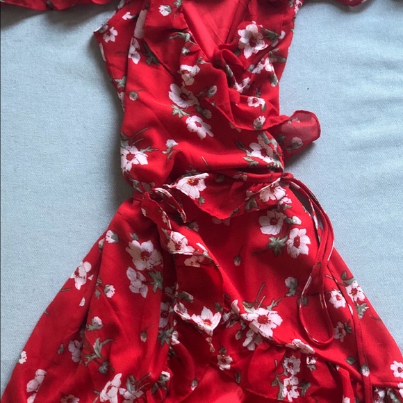 Wrap Floral Dress - Picture 3 of 6